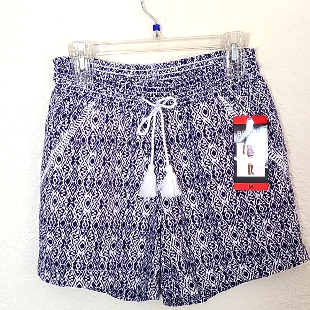 NWT Briggs linen blend shorts, size M